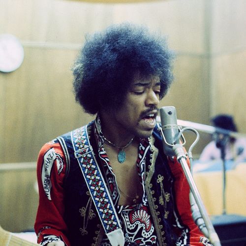 images/jimi-hendrix singing